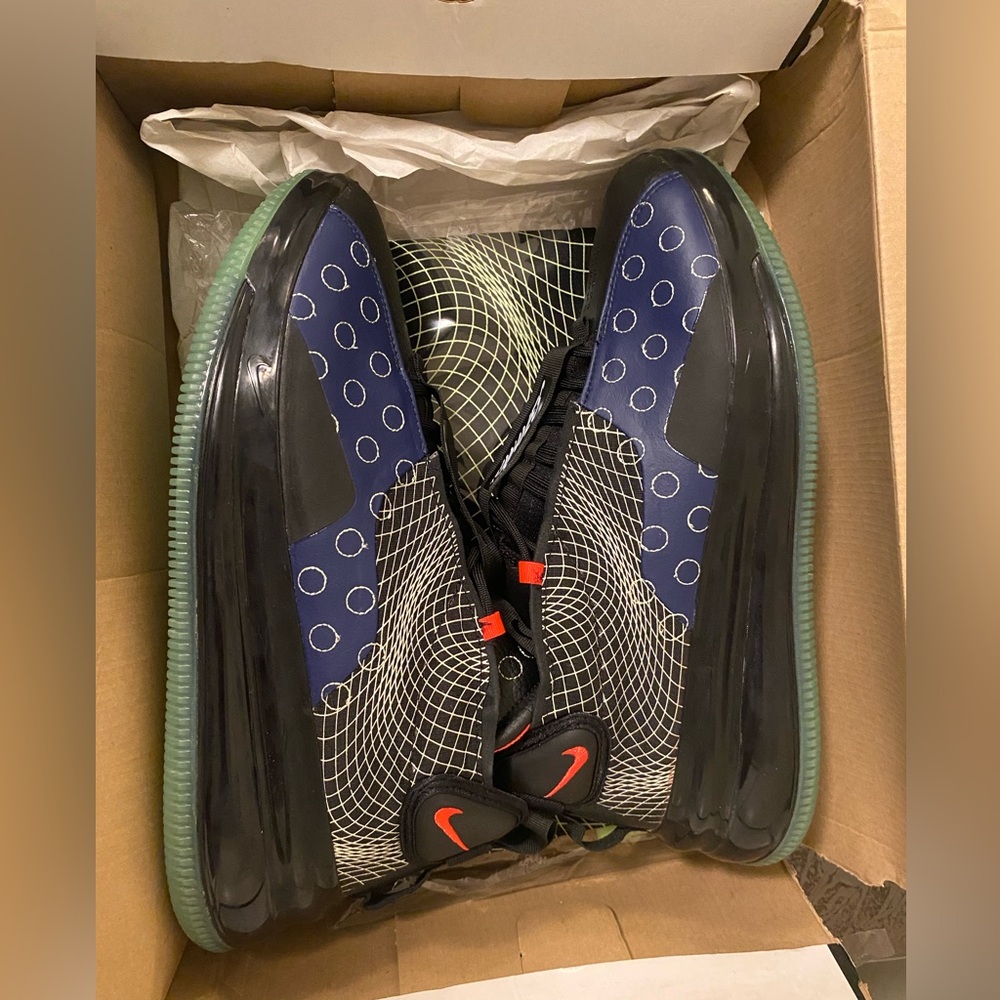 NIKE AIR MAX 720 WAVES DMSX